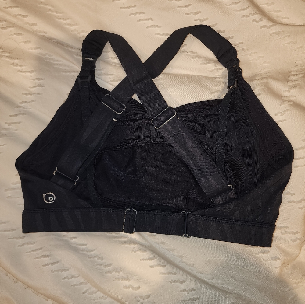 Sweat and Milk Venice sports bra maternity